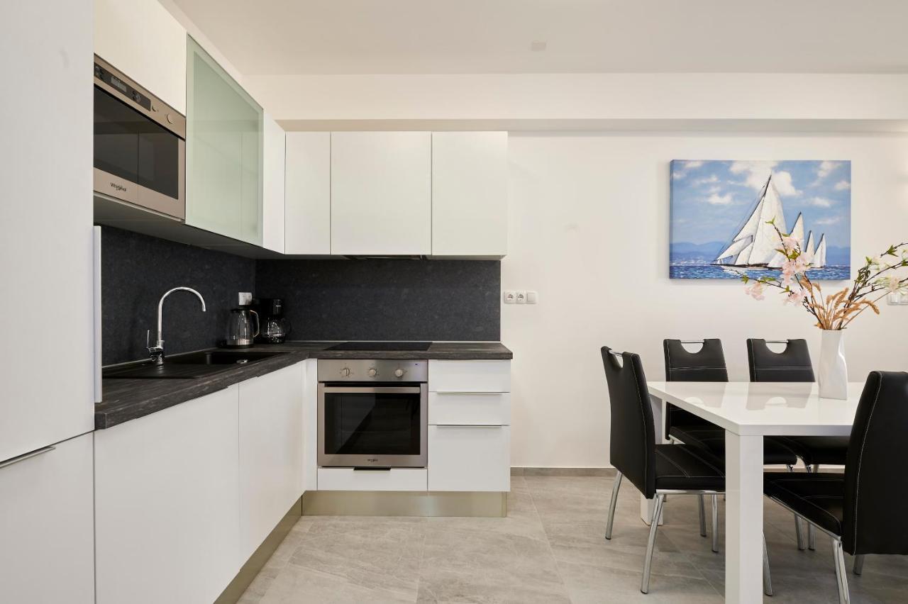 Apartment Gaby 3 Trogir Buitenkant foto