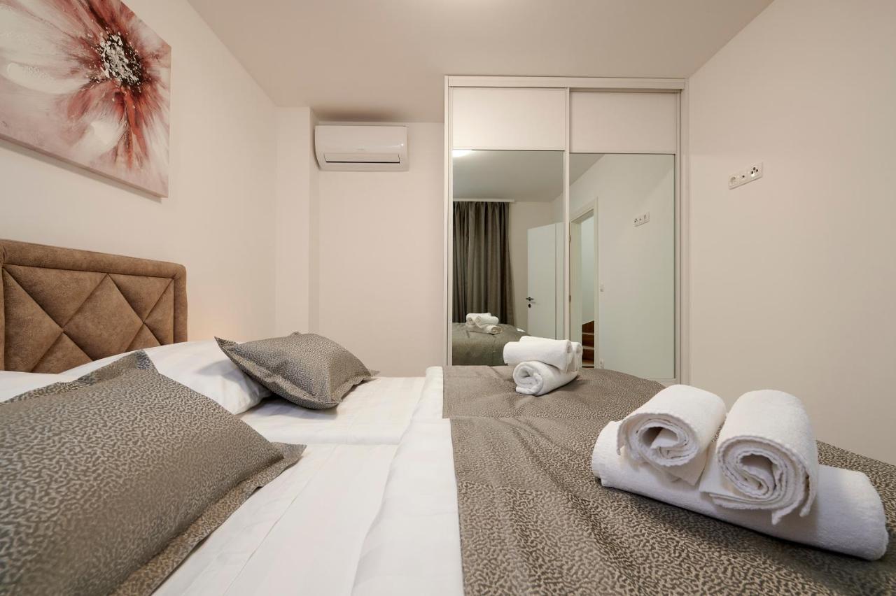 Apartment Gaby 3 Trogir Buitenkant foto