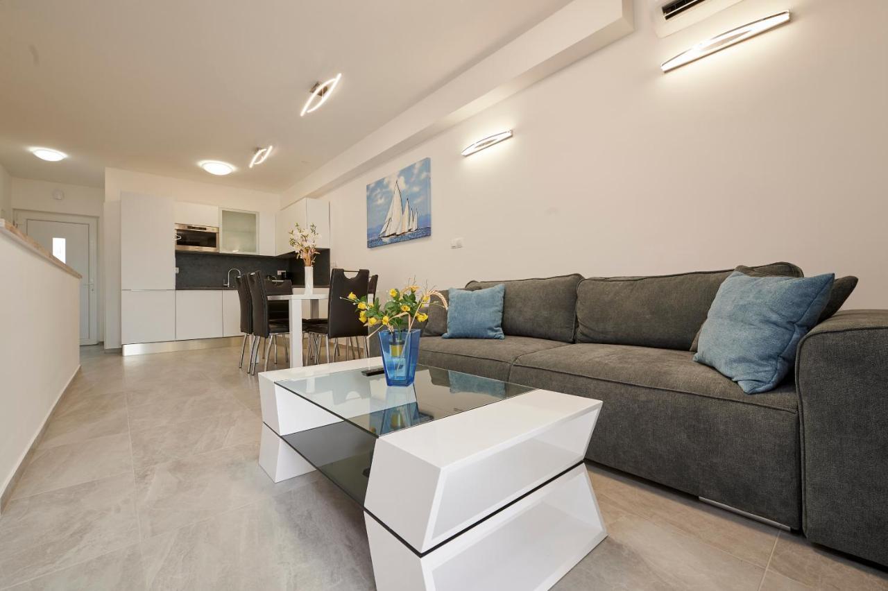 Apartment Gaby 3 Trogir Buitenkant foto